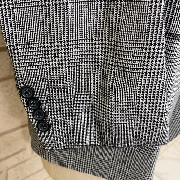 Jos. A BANKS Glens Plaid Mens Suit - Picture 7 of 12